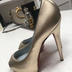 CHRISTIAN LOUBOUTIN!! Wedding Collection